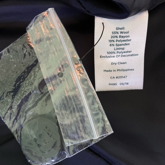 RSVP by Talbots Velvet Trimmed Wool Blend One Button Navy Blazer (Size 16P) - Picture 12 of 13